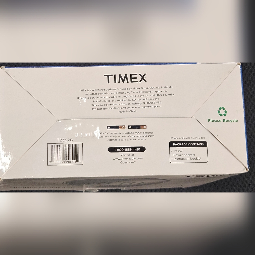 Timex Dual Alarm/ FM Clock w/Built-in Speaker, USB Charger, Green LED Display w/ - Picture 5 of 10